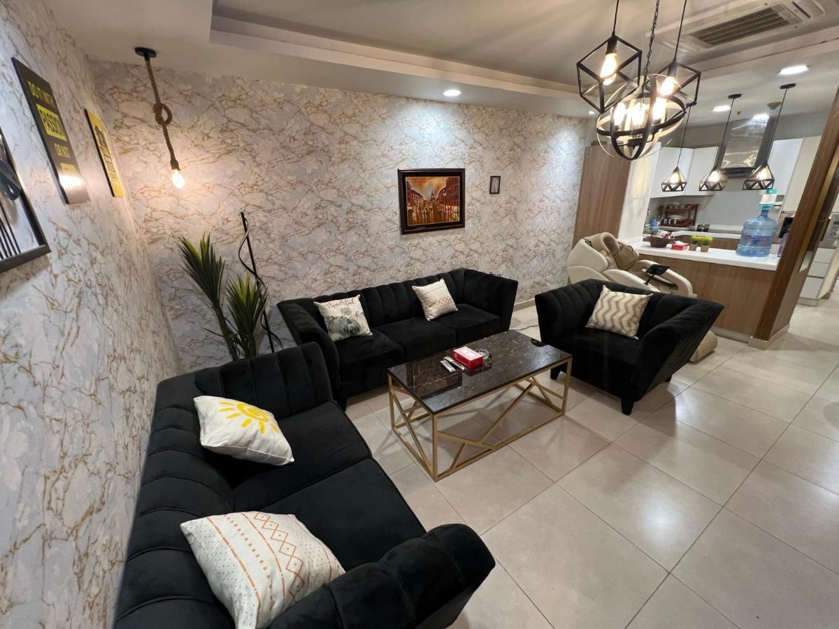 Sunset Luxury Gold Crest Mall Residency Lahore Exterior foto
